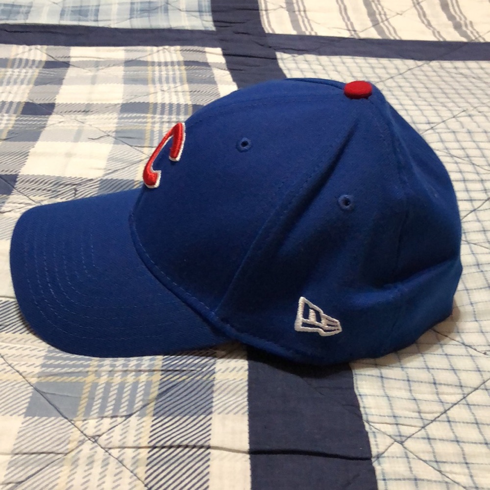 Chicago Cubs Hat - Picture 5 of 15